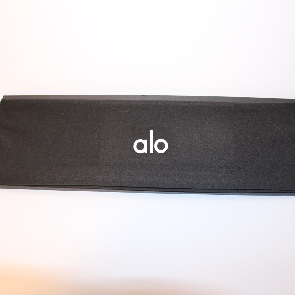 Alo Black headband